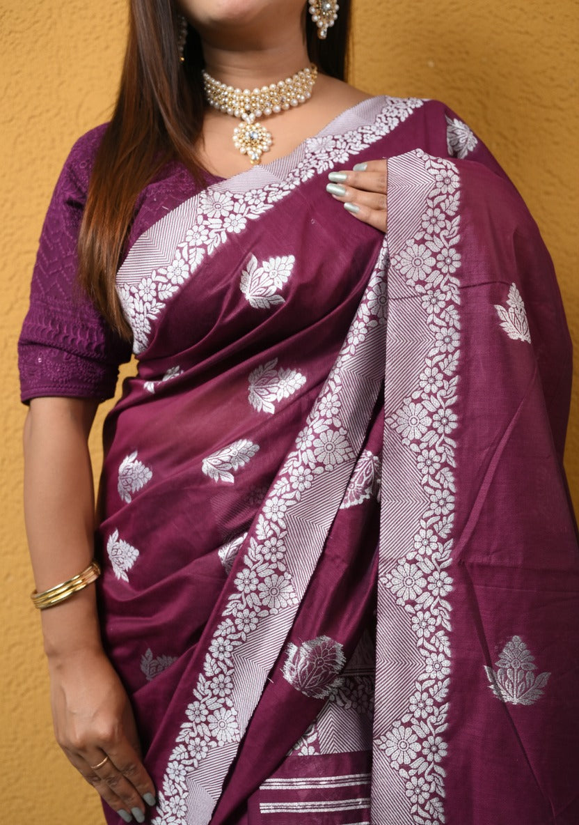 Assam Handmade Magenta & White Mix Pat Silk Mix Sarees